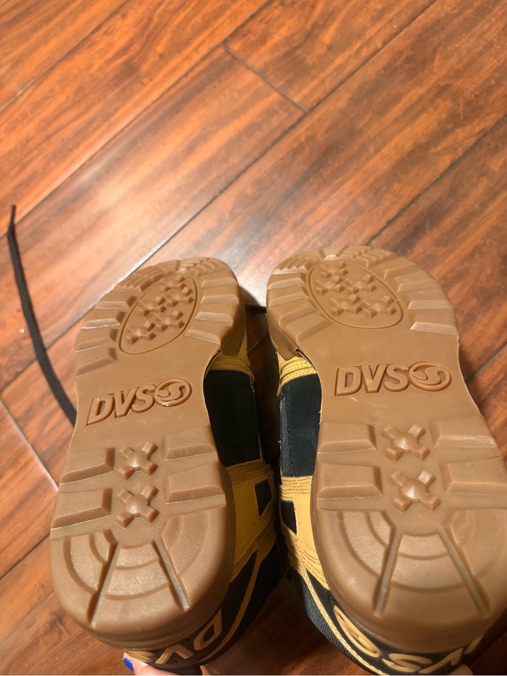 DVS Men’s High-Top Sneaker in Wheat and Black sizes 7 new with out tags - Picture 4 of 10